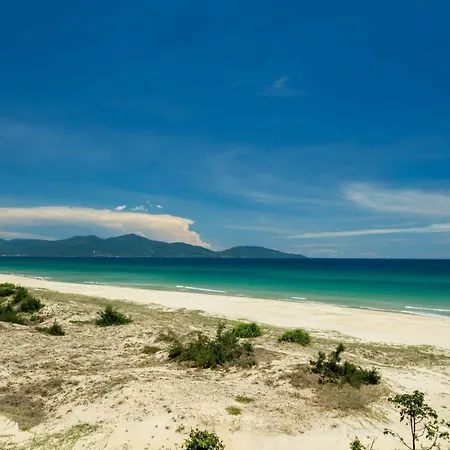Sheraton Grand Danang Resort & Convention Center Exterior photo