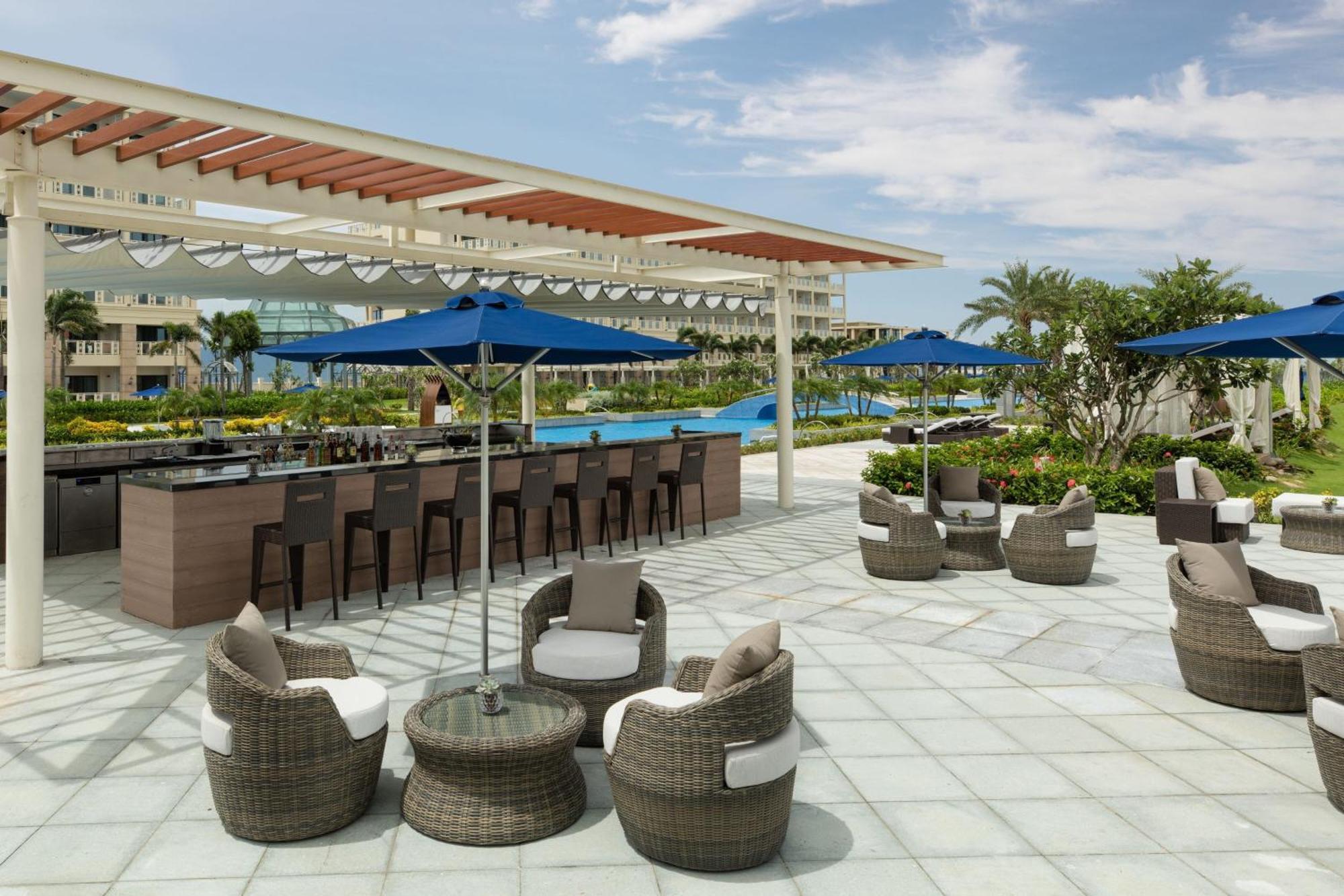 Sheraton Grand & 5*