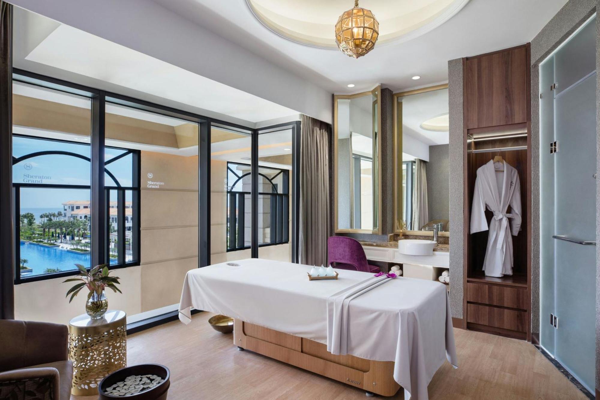 Resort Sheraton Grand & Đà Nẵng