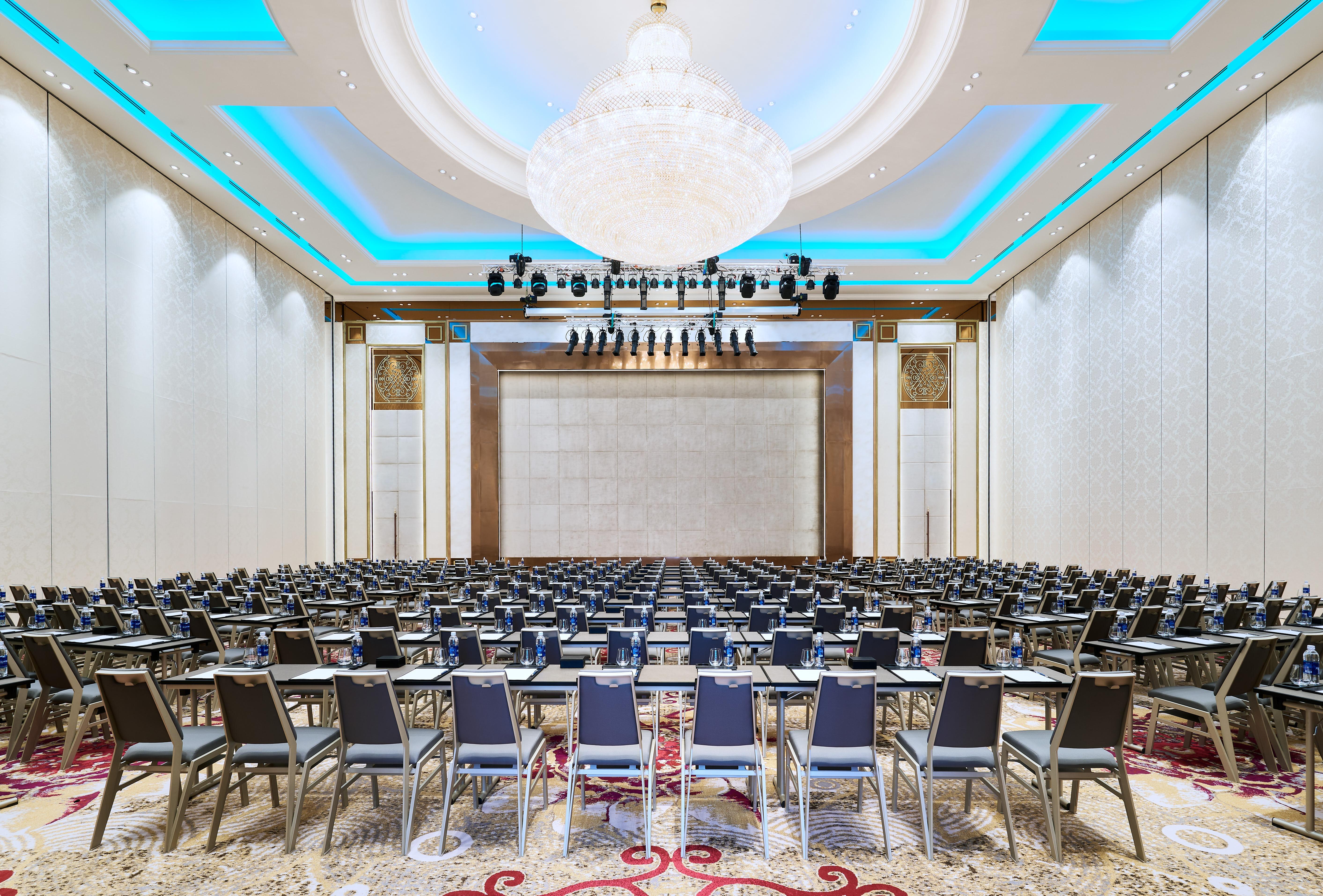 Sheraton Grand & Convention Center 5* Đà Nẵng