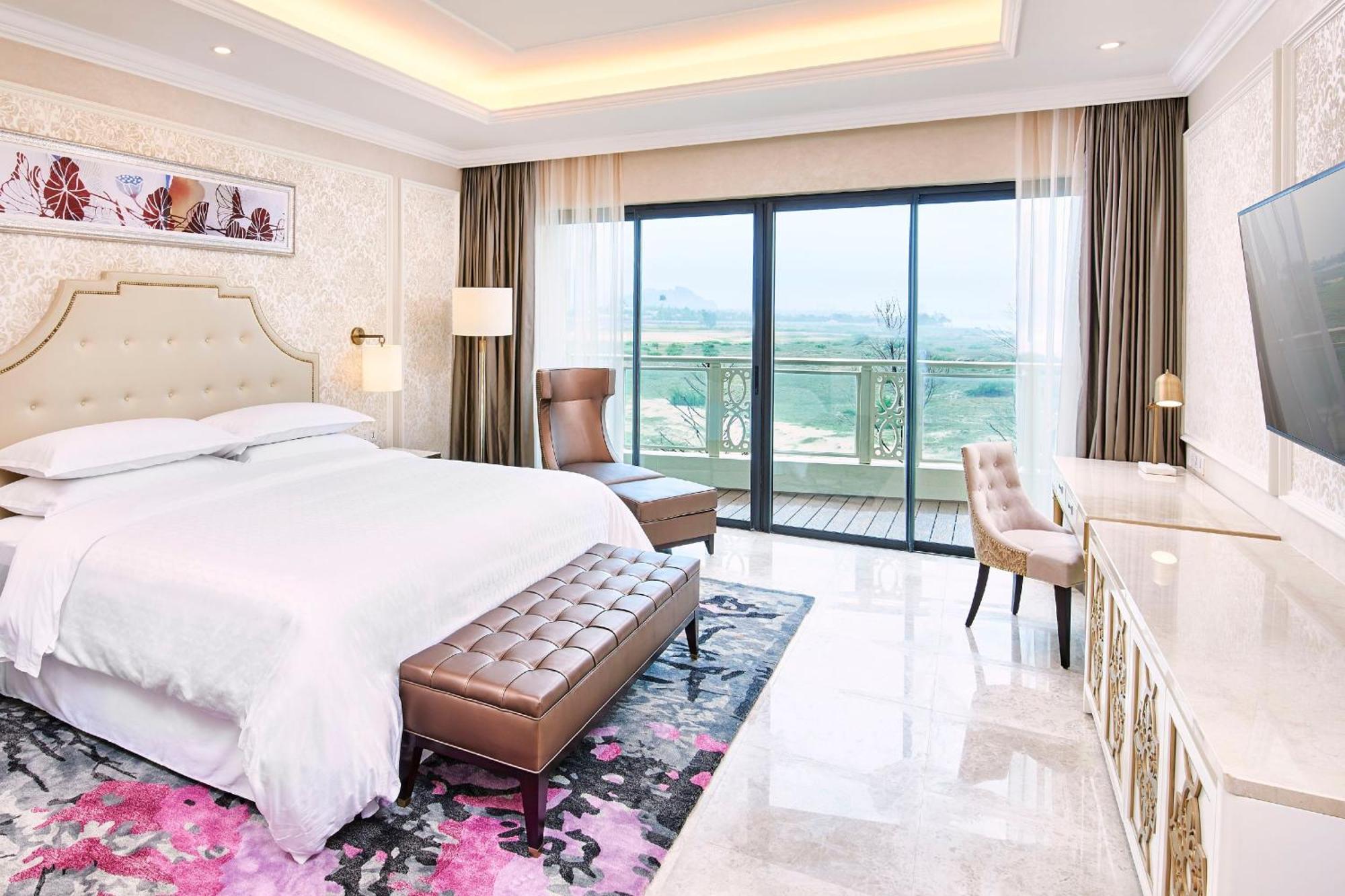 Sheraton Grand & Convention Center 5* Đà Nẵng